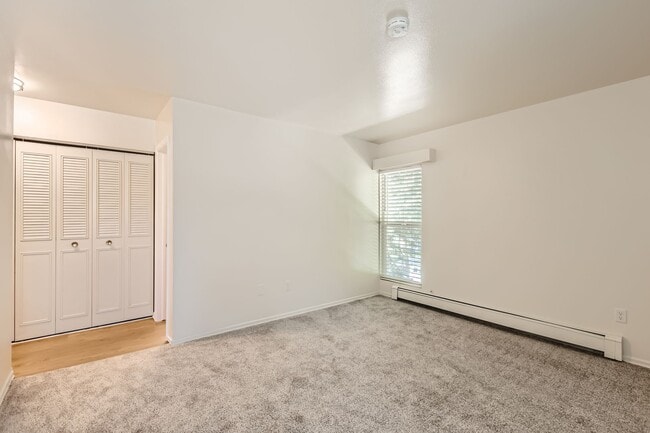 Building Photo - 620 Mathews St