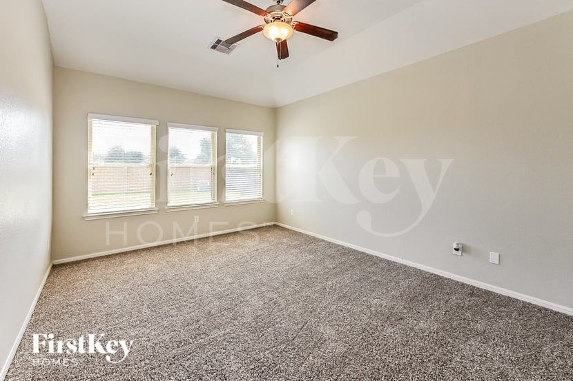 Building Photo - 3711 Daintree Park Dr