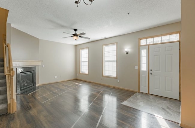 Building Photo - 1244 Chateau Ave