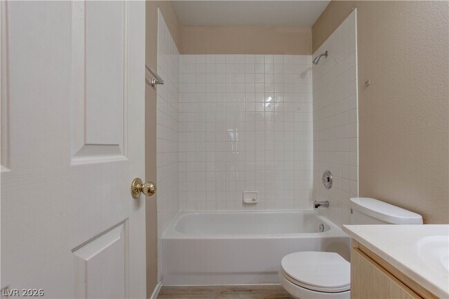 Building Photo - 1636 Coyote Run Dr