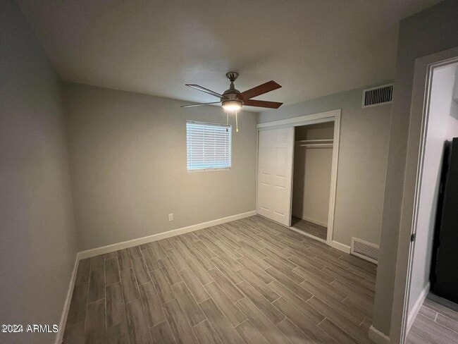 Building Photo - Beautifully Remodeled - Modern Duplex