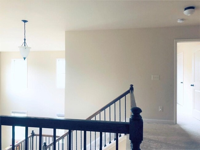 Building Photo - 550 Nichols View Way