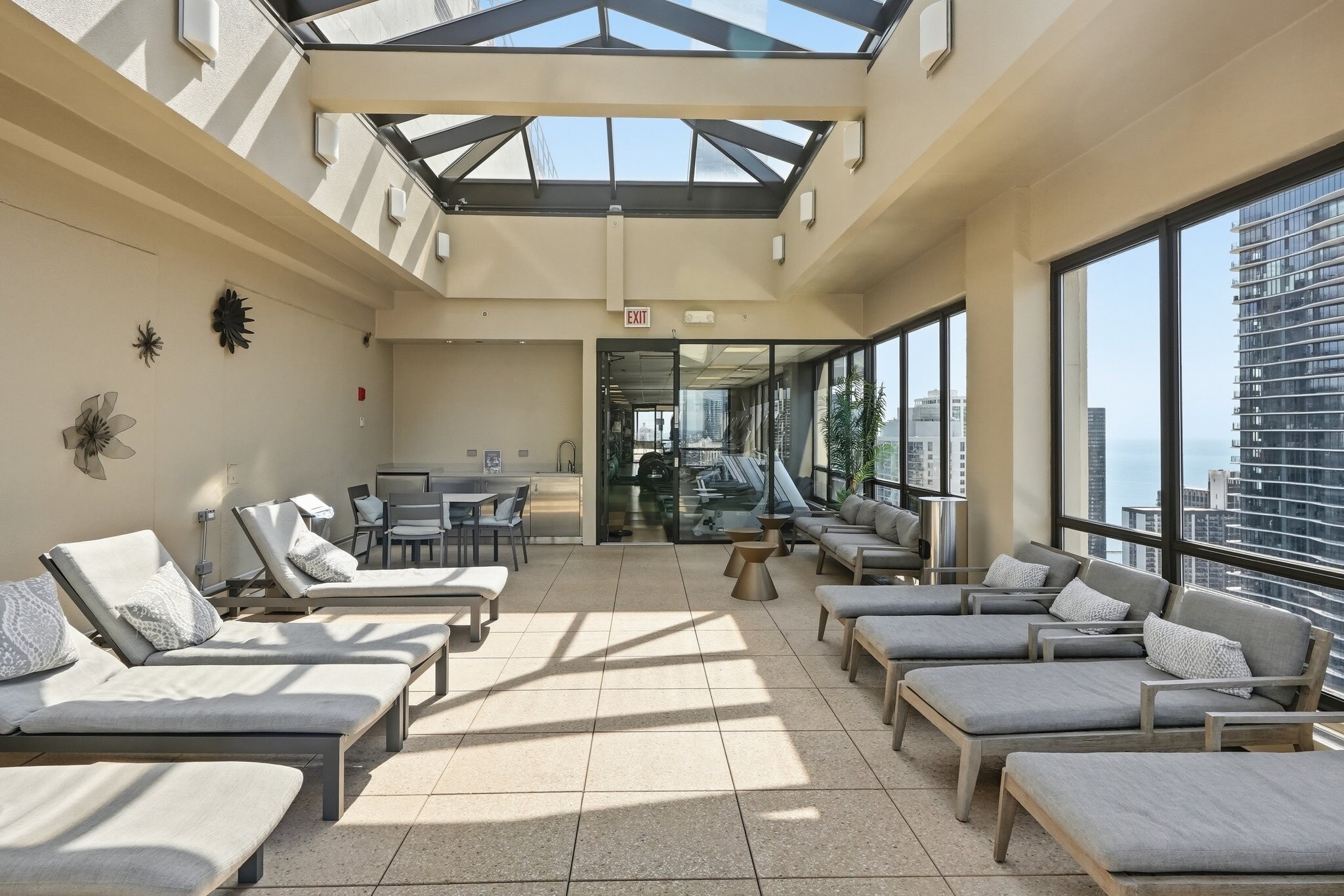 Building Photo - 237 E Wacker Dr