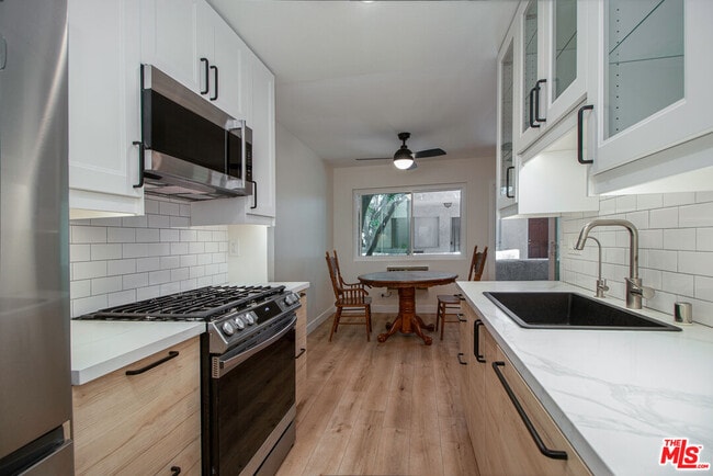 Primary Photo - 3637 Glendon Ave