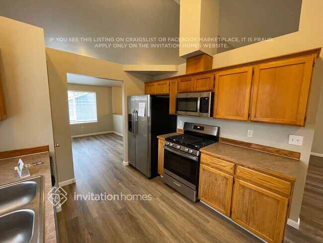 Building Photo - 1315 187th St Ct E