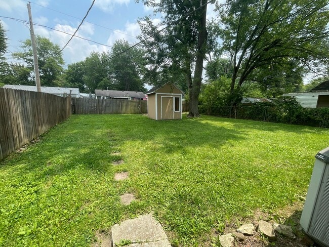 Building Photo - Renovated 3bed/1bath