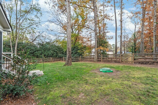 Building Photo - 3800 Terrebonne Ct