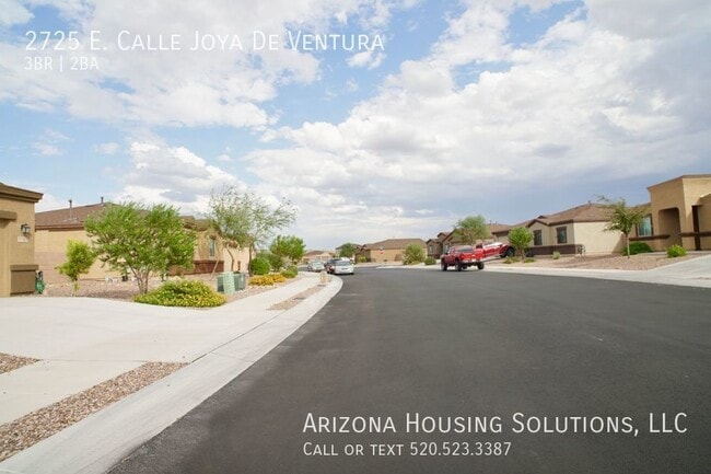 Building Photo - 2725 East Calle Joya de Ventura