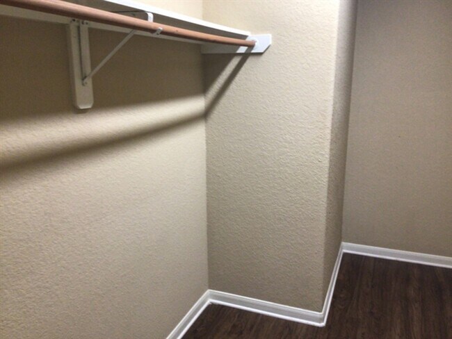 Building Photo - 1022 Yorkshire Hollow Ln