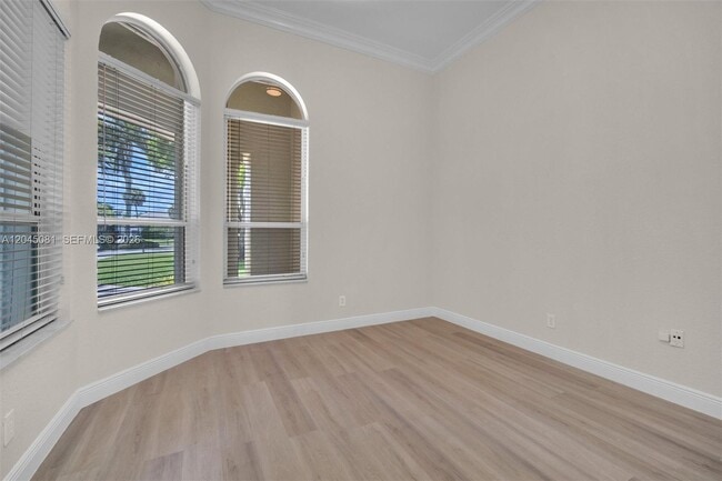 Building Photo - 16310 Paddock Ln