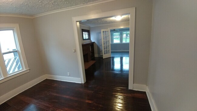 Building Photo - 144-144 Ohio St