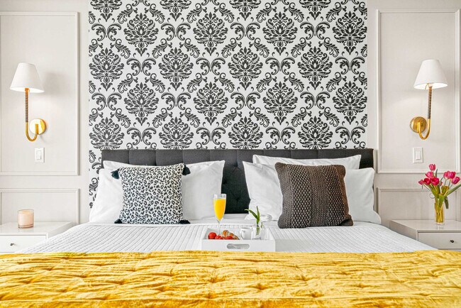 Building Photo - 2889 McFarlane Rd