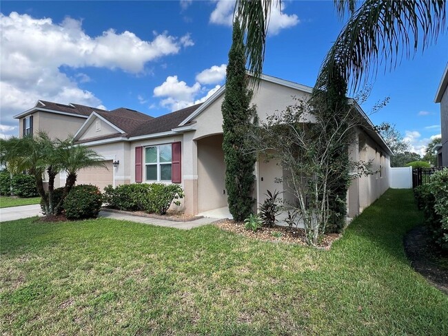 Building Photo - 12809 Sawgrass Pine Cir