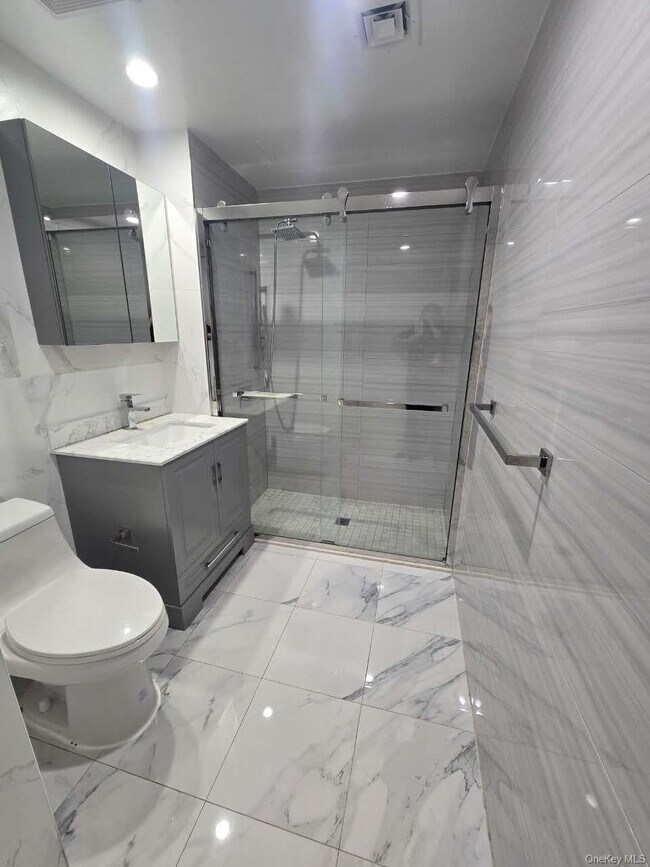 Building Photo - 41-62-62 Bowne St