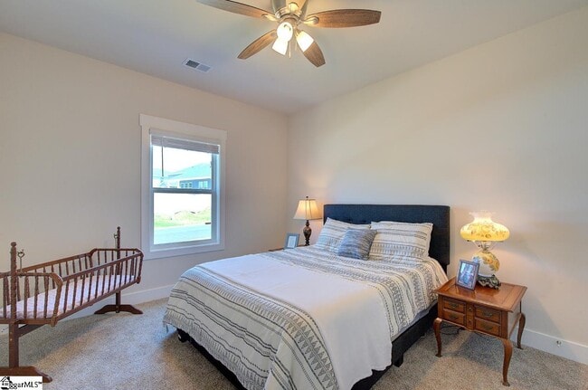 Building Photo - 542 Silverado Ave