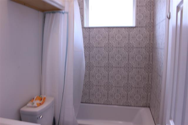 Building Photo - 2411 Anderson St