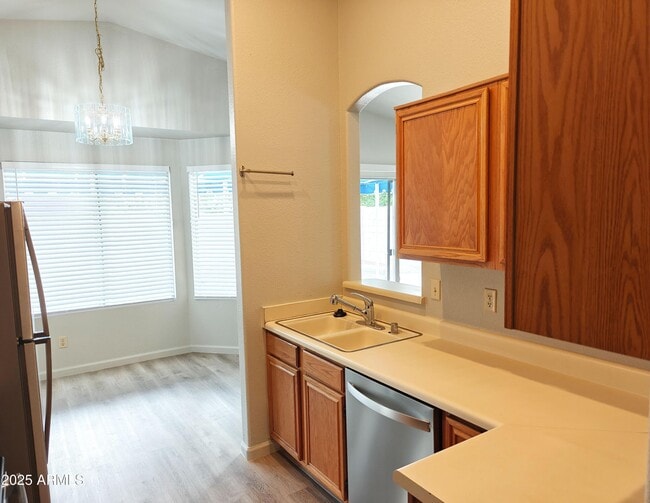 Building Photo - 8811 N 5th St