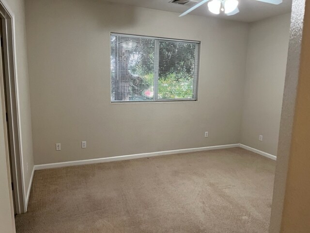 Bedroom 2 - 1600 Park Ln