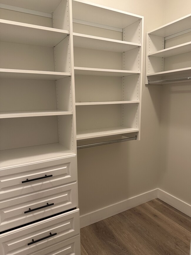 Building Photo - 249 N Carter St