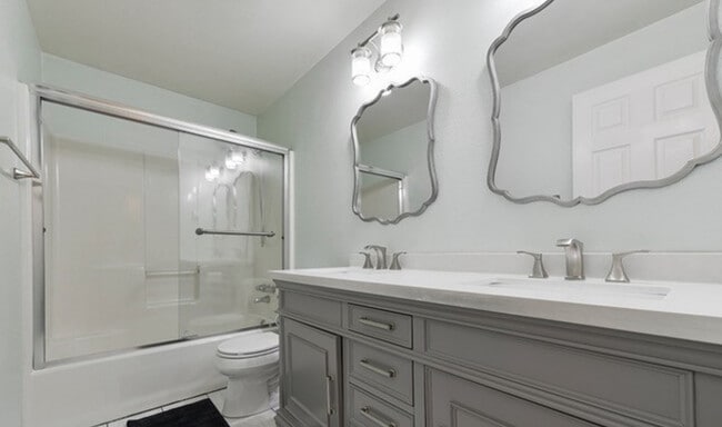 Building Photo - 10710 115th Ave SW