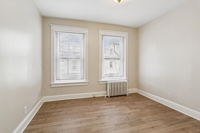 Building Photo - 150 Seaton Pl NW