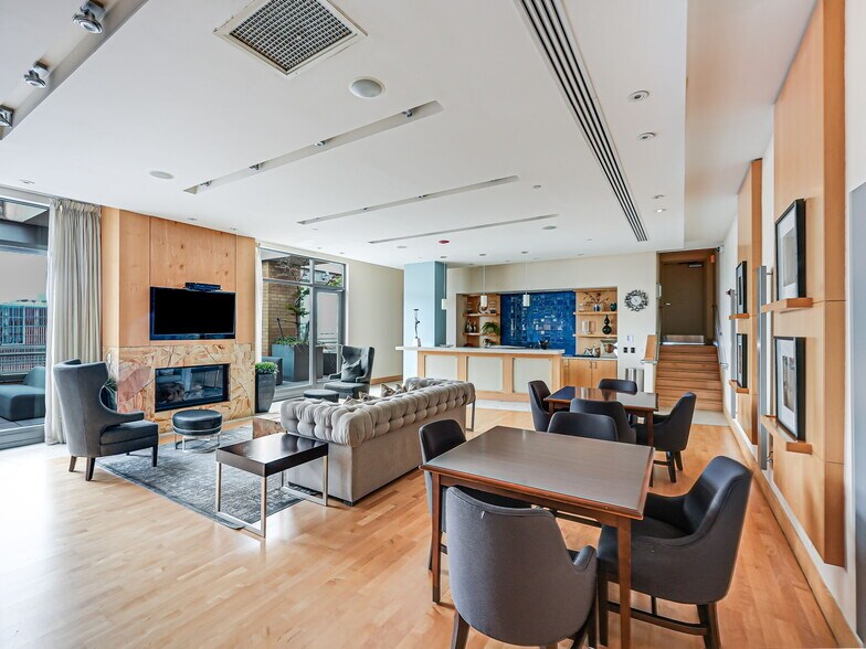 Building Photo - 440 L St NW