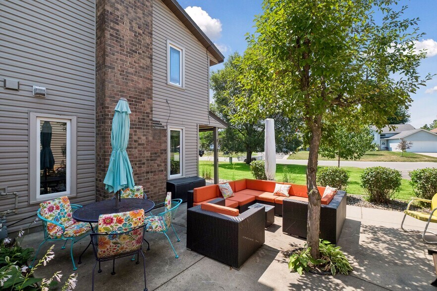 Building Photo - 1748 Karis Way