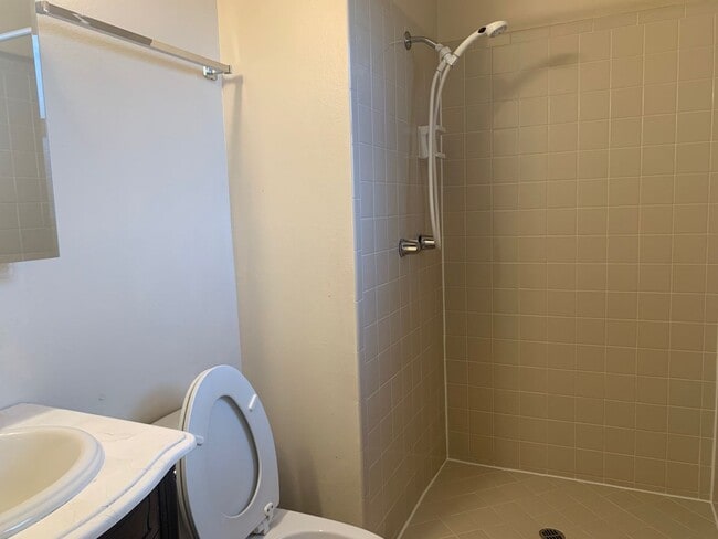 Building Photo - Heritage Hills 3 Bedroom