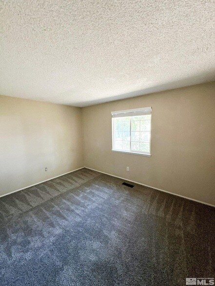 Building Photo - 767 Van Meter Dr