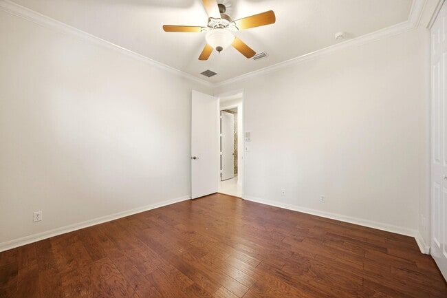 Building Photo - 195 Sedona Way