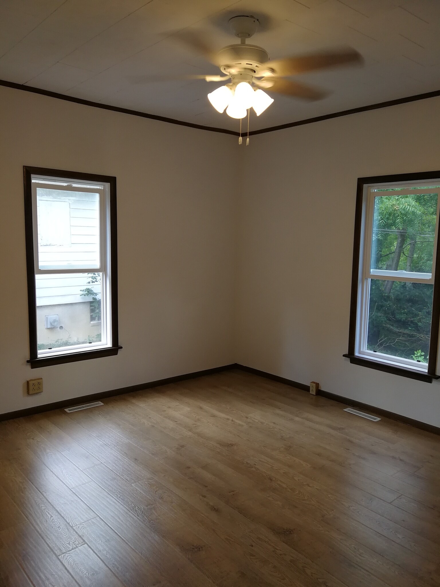 Building Photo - 35 Walker St