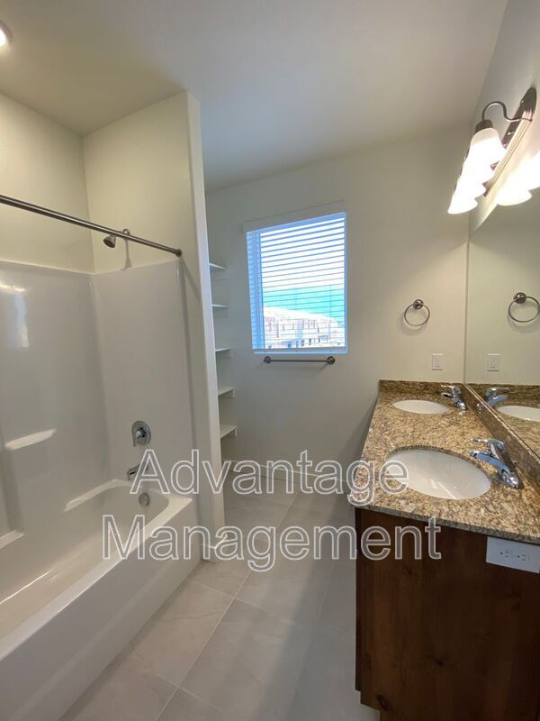 Building Photo - 531 S 1080 W