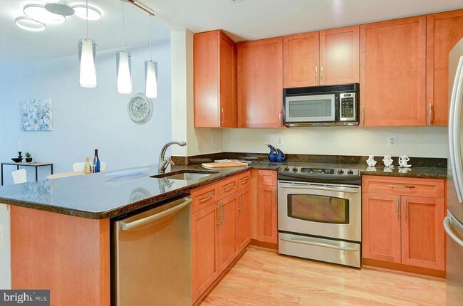 Building Photo - 4101 Albemarle St NW