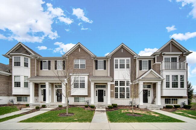 Building Photo - 4456 Monroe Ct