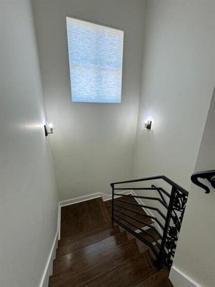 Building Photo - 3541 Sanctuary Dr