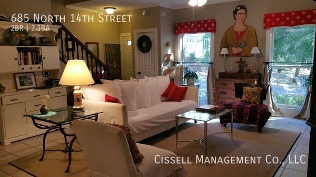 Building Photo - 685 N 14th St