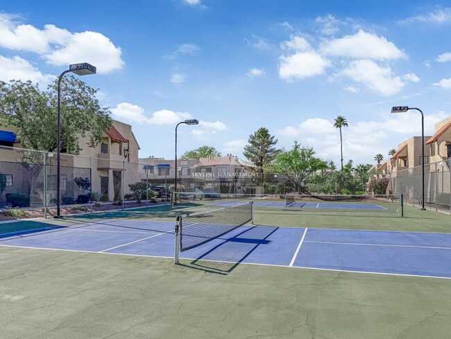 Building Photo - 4380 Gannet Cir