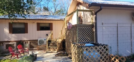 Building Photo - 110 Betsy Ross Pl