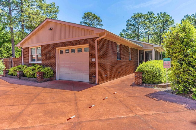 Building Photo - 148 Rice Rd