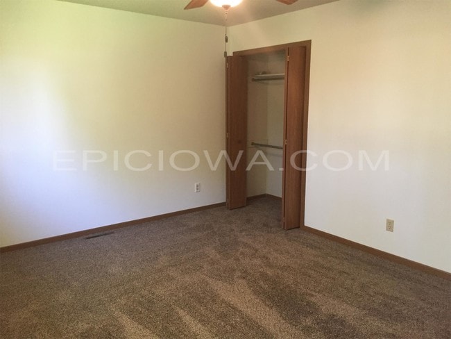 Building Photo - 1320 Daleview Dr