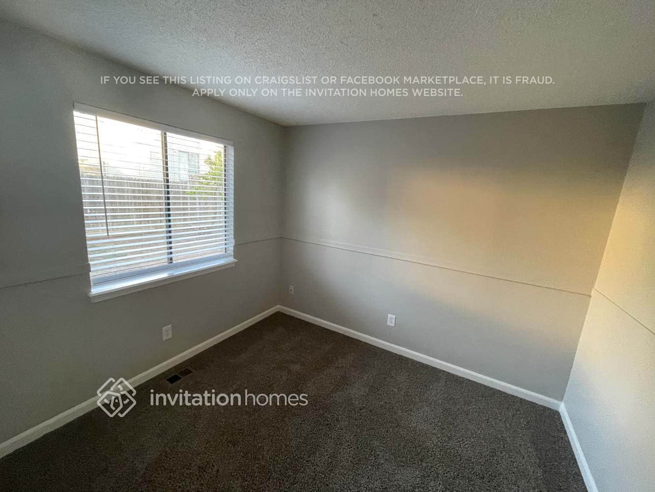 Building Photo - 17405 E Temple Dr