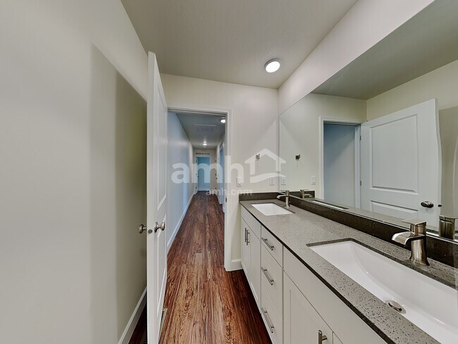 Building Photo - 2705 W 3290 S