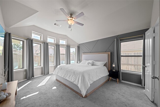 Building Photo - 32018 Towering Birch Trl