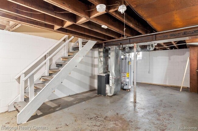 Building Photo - 15391 Appoline St