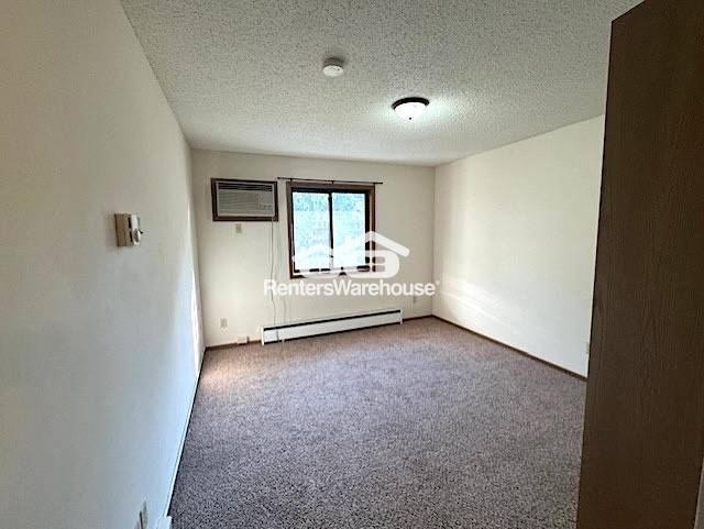 Building Photo - 22 E 13th St