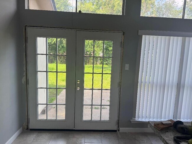 Building Photo - 6226 Quiet Village Ct