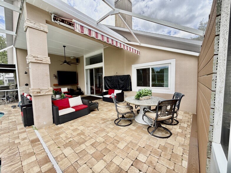 Building Photo - 19029 Weatherstone Dr