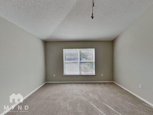 Building Photo - 12552 Gulliver Rd