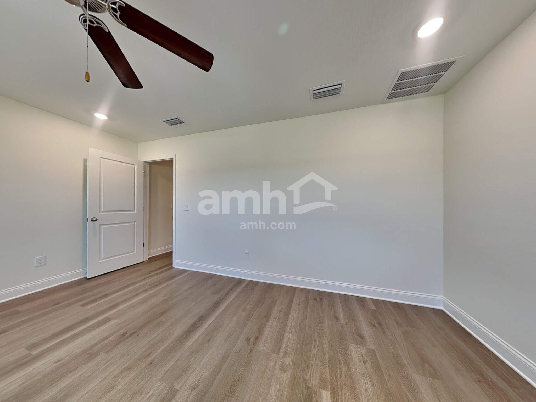 Building Photo - 1048 Grafton Ridge Dr