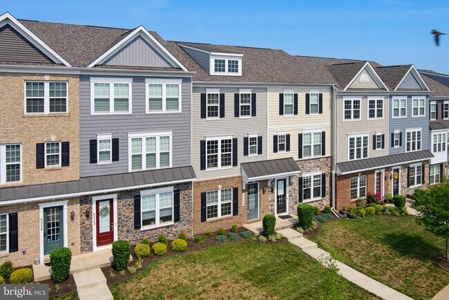 Building Photo - 6310 Berkley Bridge Pl